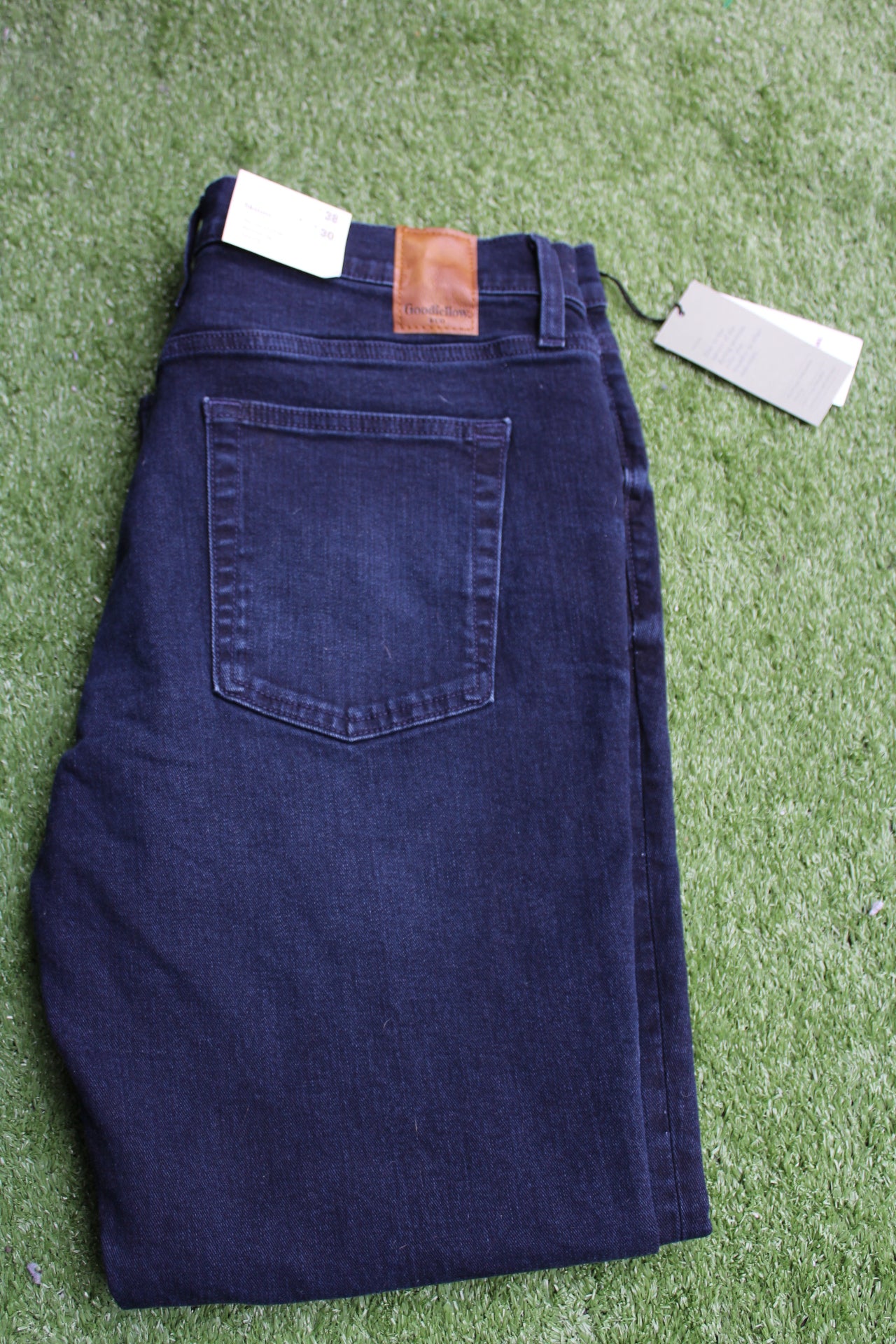 Men's Blue Jeans (38x30)