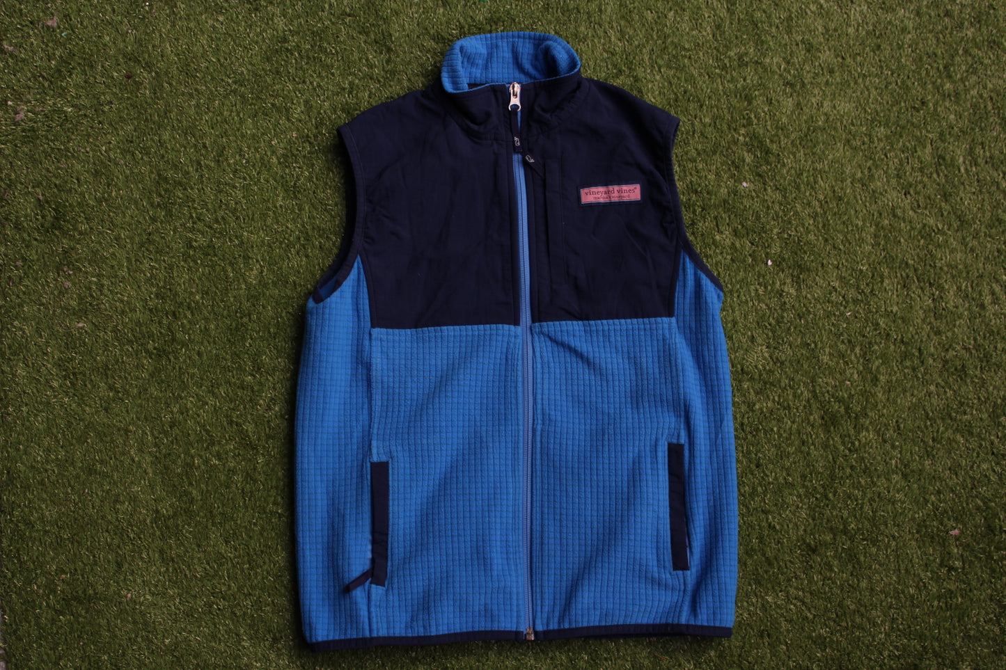 Blue Vineyard Vines Vest Boys (Medium)