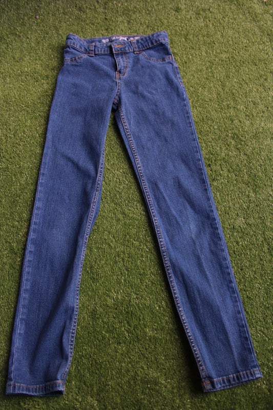 Girl's Cat and Jack blue jeans (12)