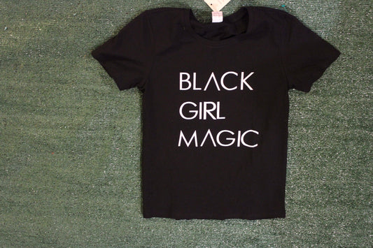 Black "Black Girl Magic" Short Sleeve T Shirt (Small)